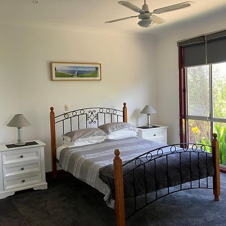 Апартаменты Eagle Bay Views Eagle Point Экстерьер фото